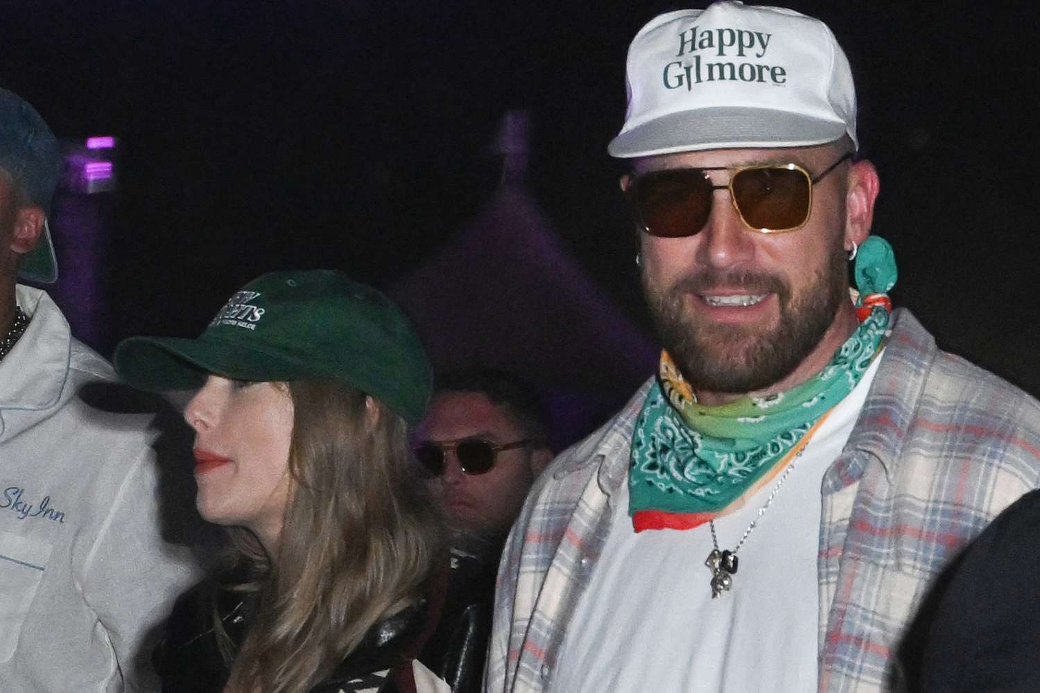 Coachella Kiss; Travis Kelce can’t get his hands off Taylor Swift….Watch fans clap and shout joyfully asking the lovers to kiss while Trav and Tay lock lips passionately leaving fans in frenzy…Kelce move is magical