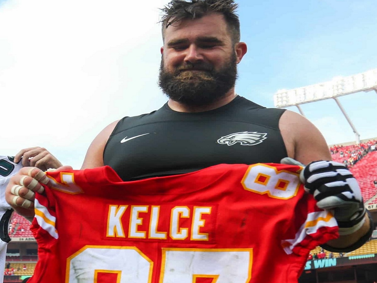 Breaking News: Happiness in the NFL world Jason Kelce Set to Join the "Chiefs" this coming Season...