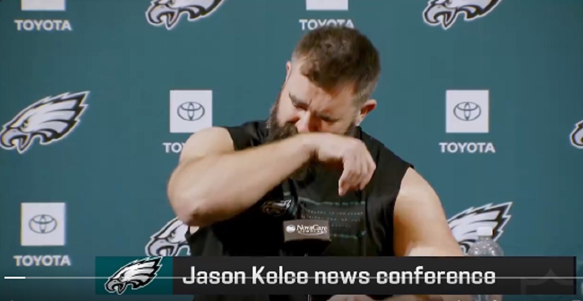 Watch Donna Kelce broken and crying as Jason Kelce announces retirement
