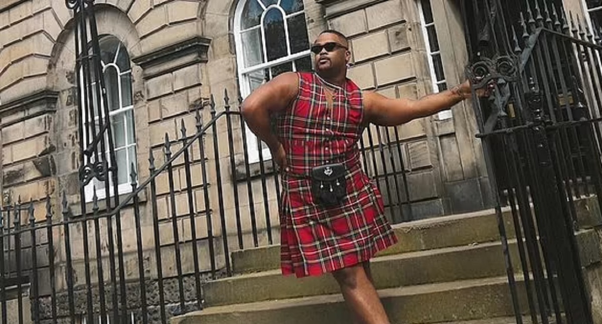 'Shake it off': Taylor Swift dancer flaunts his own 'super respectful' kilt in Edinburgh after claiming he was assured in advance it wasn't 'cultural appropriation'