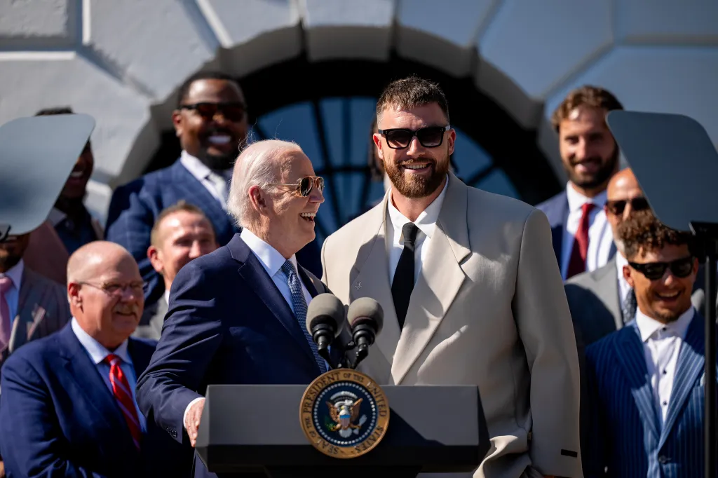 Kansas City Chiefs' tight end Travis Kelce wowed spectators with his eloquent address during the team's visit to the White House